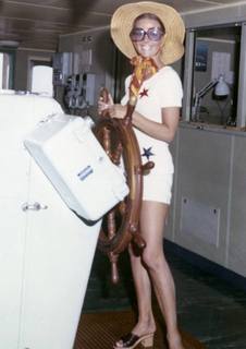 Natalie Wood feet photo thumbnail