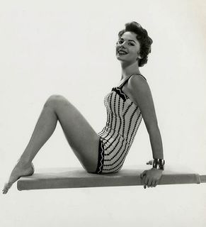 Natalie Wood feet photo thumbnail