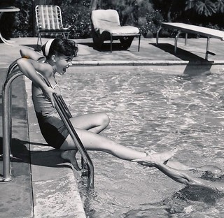 Natalie Wood feet photo thumbnail