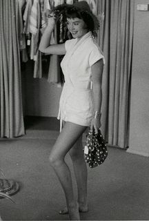 Natalie Wood feet photo thumbnail