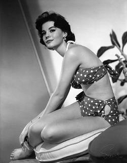 Natalie Wood feet photo thumbnail