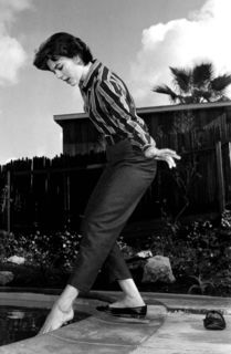Natalie Wood feet photo thumbnail