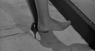 Natalie Wood feet photo thumbnail
