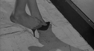 Natalie Wood feet photo thumbnail