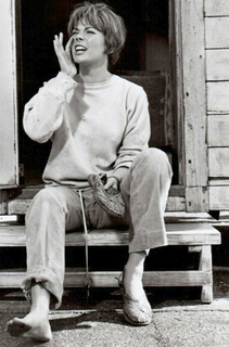Natalie Wood feet photo thumbnail