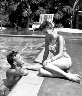 Natalie Wood feet photo thumbnail