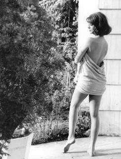 Natalie Wood feet photo thumbnail