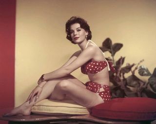 Natalie Wood feet photo thumbnail