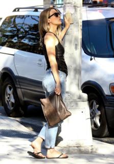 Natalie Zea feet photo thumbnail