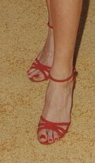 Natalie Zea feet photo thumbnail