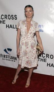 Natalie Zea feet photo thumbnail