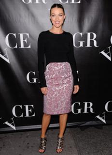Natalie Zea feet photo thumbnail