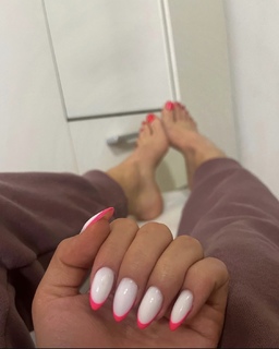 Natalija Conić feet photo 9