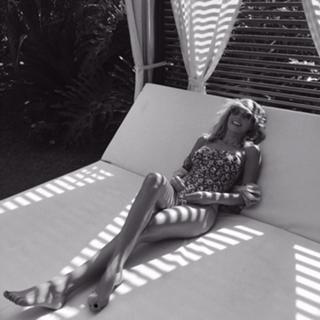 Natalya Ionova feet photo thumbnail