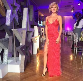Natalya Ionova feet photo thumbnail