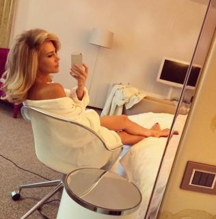 Natalya Ionova feet photo thumbnail