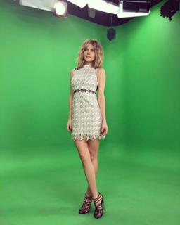 Natalya Ionova feet photo thumbnail