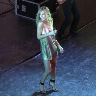 Natalya Ionova feet photo thumbnail