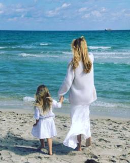 Natalya Ionova feet photo thumbnail