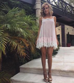 Natalya Ionova feet photo thumbnail