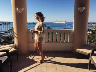 Natalya Ionova feet photo thumbnail