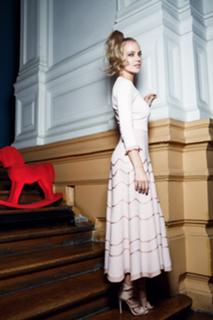 Natalya Ionova feet photo thumbnail