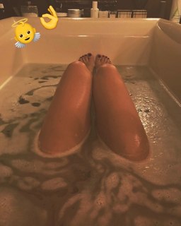 Natalya Ionova feet photo thumbnail