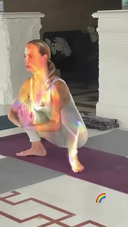 Natalya Ionova feet photo thumbnail