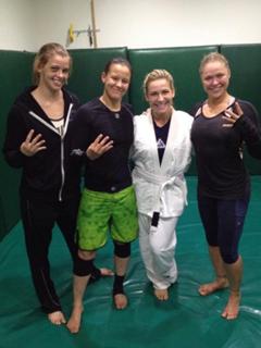 Natalya Neidhart feet photo thumbnail