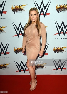 Natalya Neidhart feet photo thumbnail