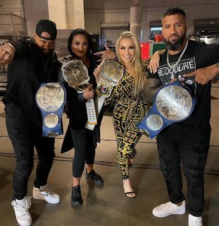 Natalya Neidhart feet photo thumbnail
