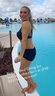 Natalya Neidhart feet photo thumbnail