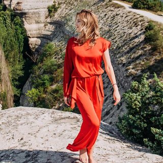 Natalya Poklonskaya feet photo thumbnail