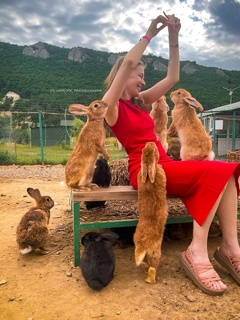 Natalya Poklonskaya feet photo thumbnail