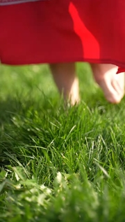 Natalya Poklonskaya feet photo thumbnail