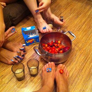 Natalya Rudova feet photo thumbnail