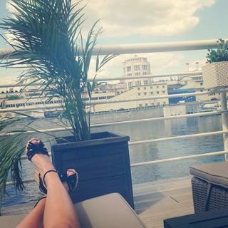 Natalya Rudova feet photo thumbnail