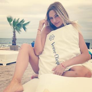 Natalya Rudova feet photo thumbnail