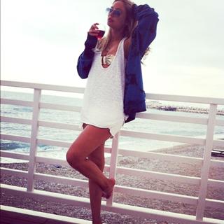 Natalya Rudova feet photo thumbnail