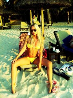 Natalya Rudova feet photo thumbnail