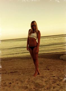 Natalya Rudova feet photo thumbnail