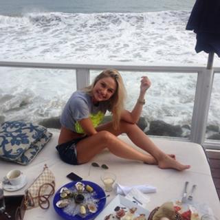 Natalya Rudova feet photo thumbnail