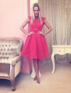 Natalya Rudova feet photo thumbnail