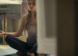 Natalya Rudova feet photo thumbnail