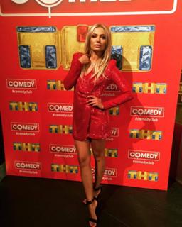 Natalya Rudova feet photo thumbnail