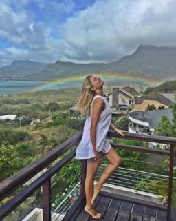 Natalya Rudova feet photo thumbnail