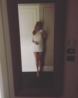 Natalya Rudova feet photo thumbnail