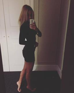 Natalya Rudova feet photo thumbnail