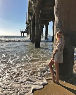 Natalya Rudova feet photo thumbnail