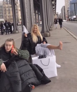 Natalya Rudova feet photo thumbnail